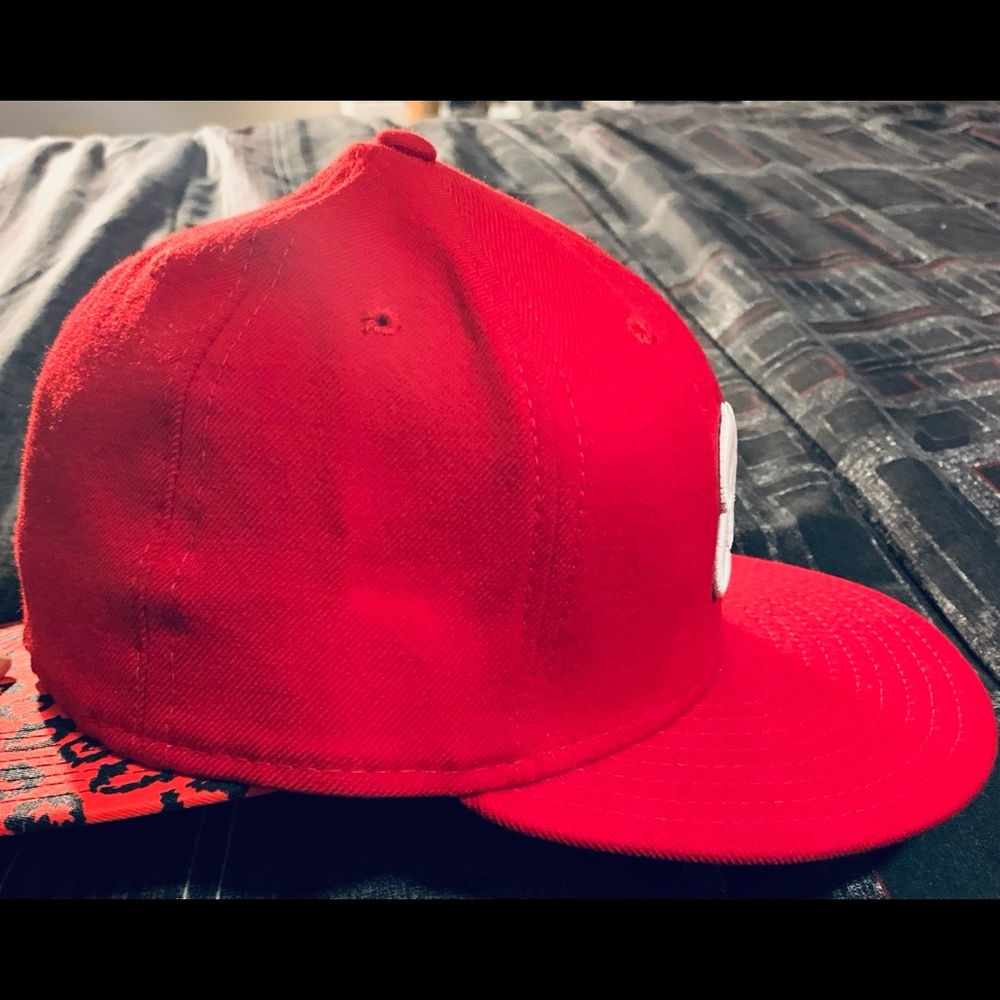 Hat - Picture 3 of 5